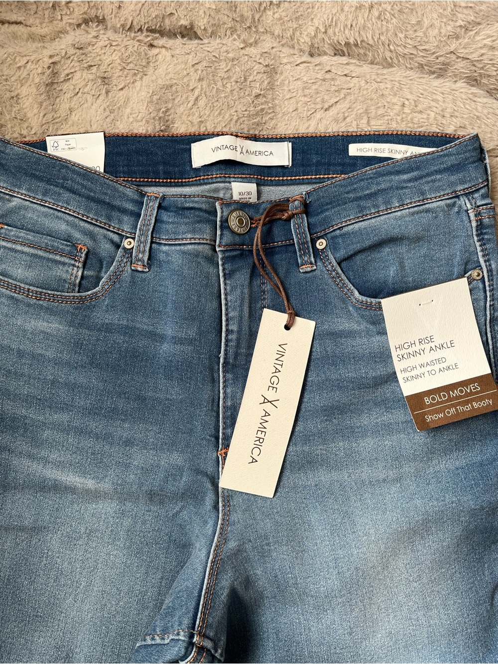 New w/tags Vintage America High-Rise Skinny Ankle Jeans - Blue